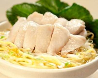 Hainanese Chicken Noodle 海南雞清湯麵